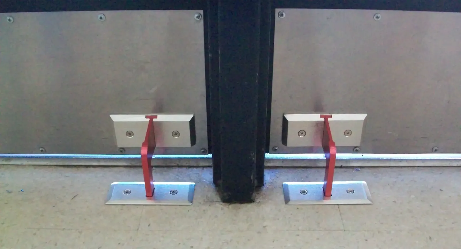 Nightlock® Lockdown 1 Door Barricade — view 8